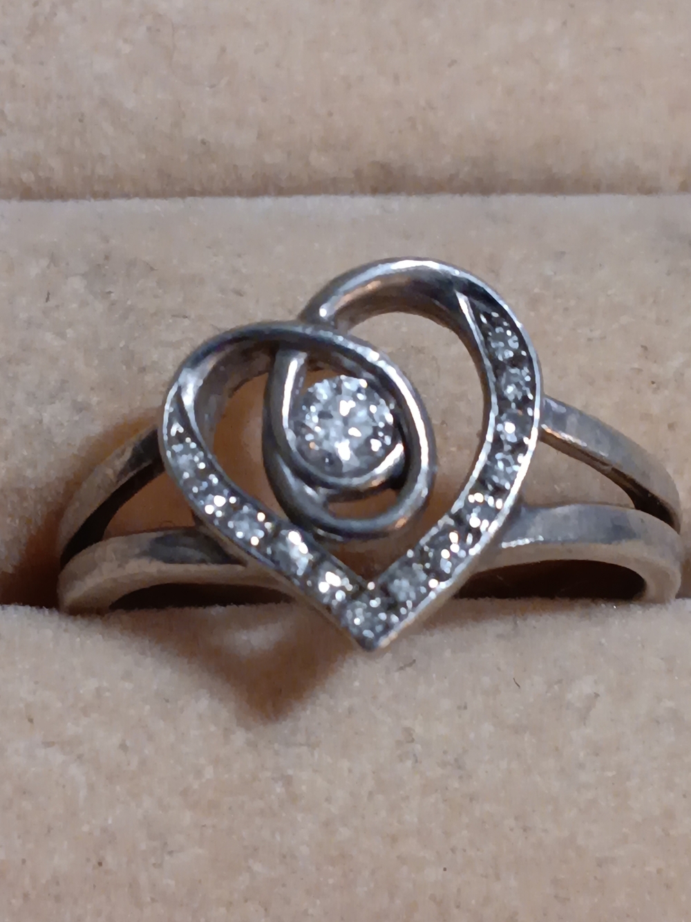 Beautiful Sterling Silver And  1/2 Ct Diamond Heart Ring Stamped 925 Hallmarked